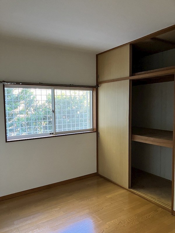 サンライズ ベッドルーム