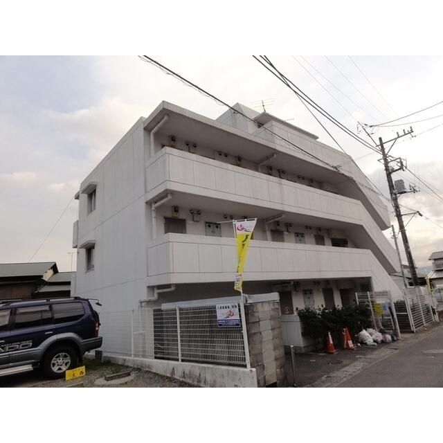 ロイヤルマンション松田 203号室 外観