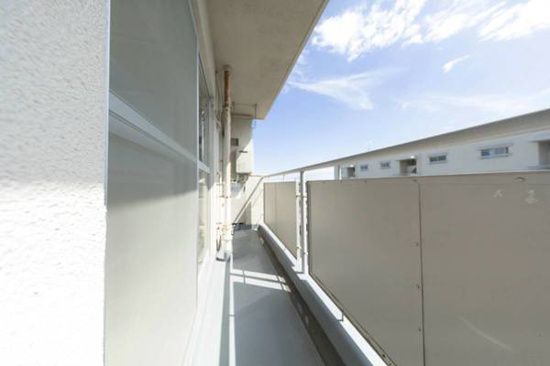 ビレッジハウス愛川3号棟 ベランダ