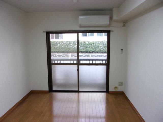 タプラ下荻野 リビング