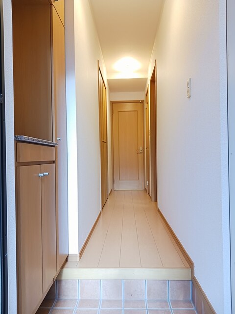 アルコバレーノ 玄関