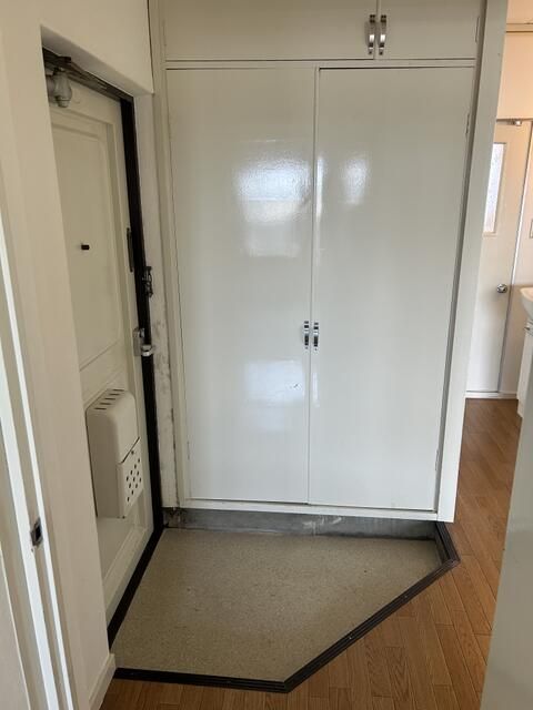 東高森団地 玄関