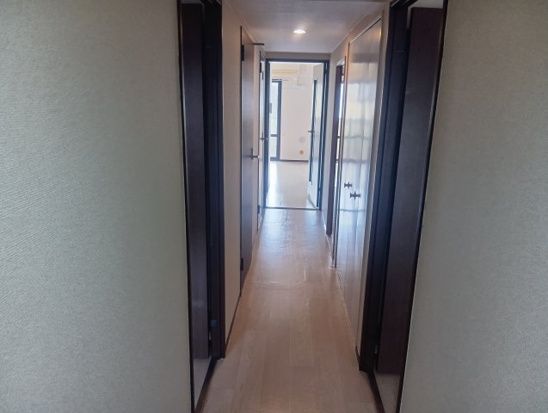 ロイヤルコート寒川 玄関