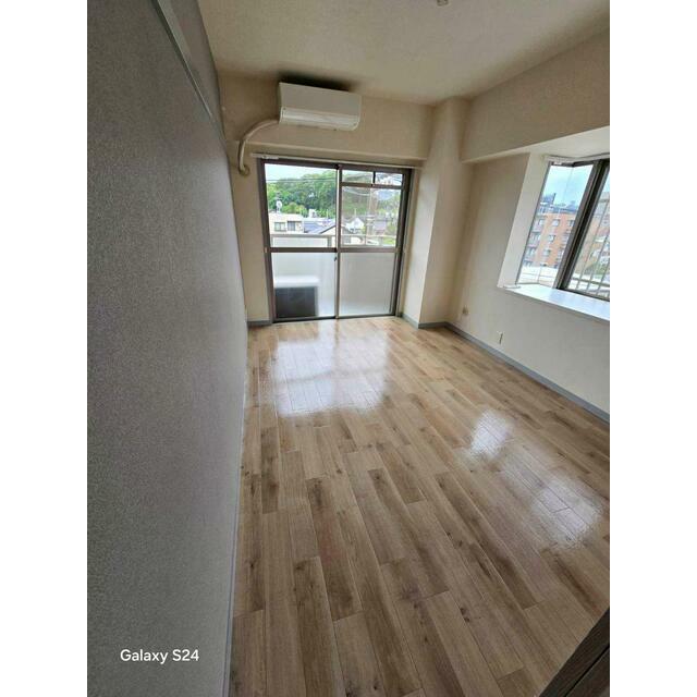 Ｃ&amp;rsquo;ＣＡＳＡ湘南藤沢 リビング