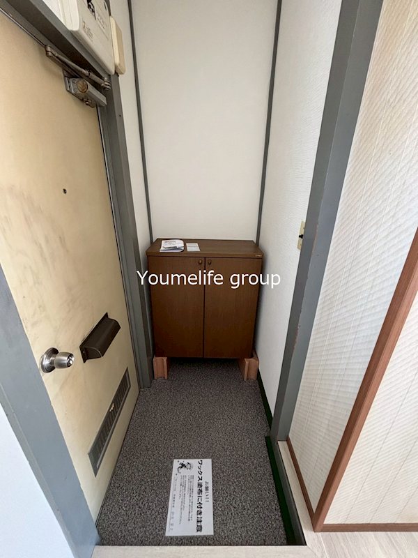 サンライズ戸室 玄関