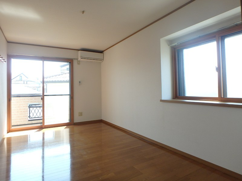 ラ・ヴィータ リビング