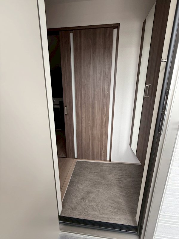 ゼラニウム湘南台 玄関