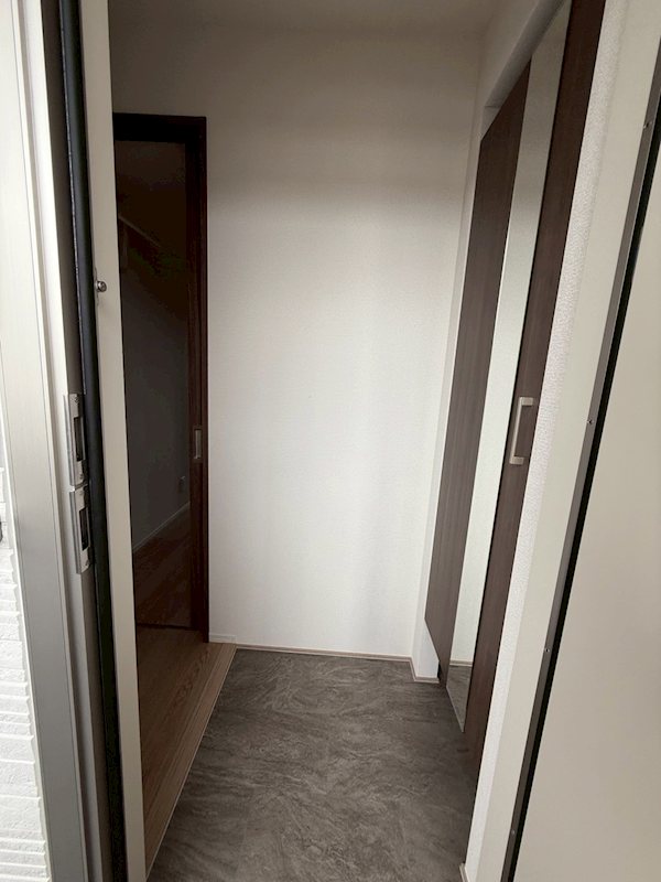 ゼラニウム湘南台 玄関