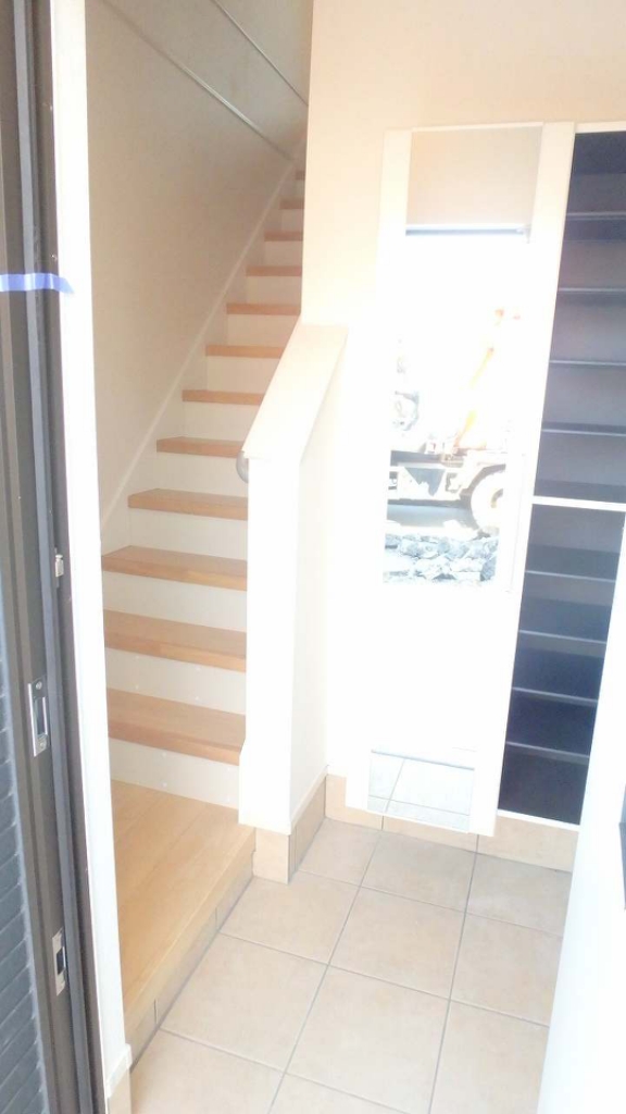 リジエールⅠ 玄関