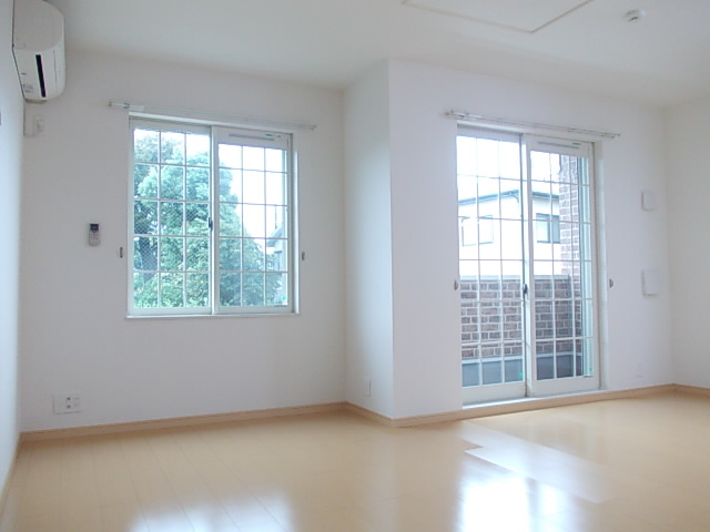 ケンジントンハウスＢ リビング