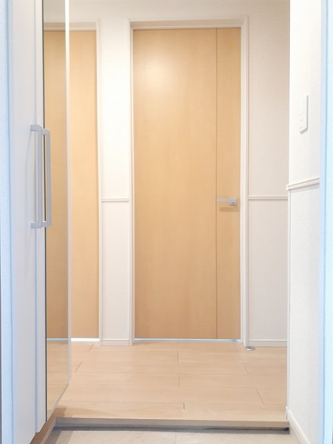 サンヴィレッジ・ひばりヶ丘 玄関