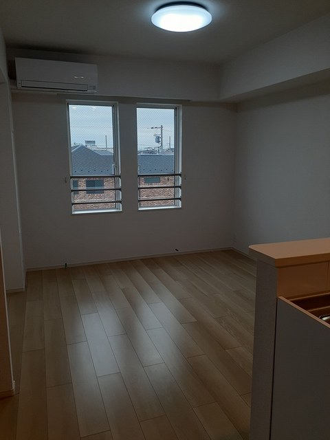 マロン　グロリア リビング