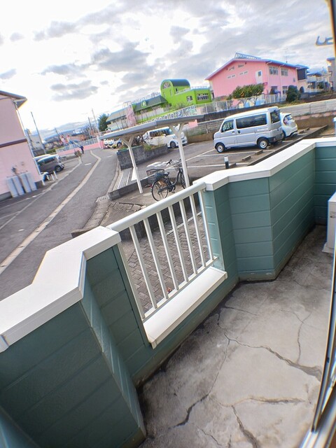 フォレストツルマキ ベランダ