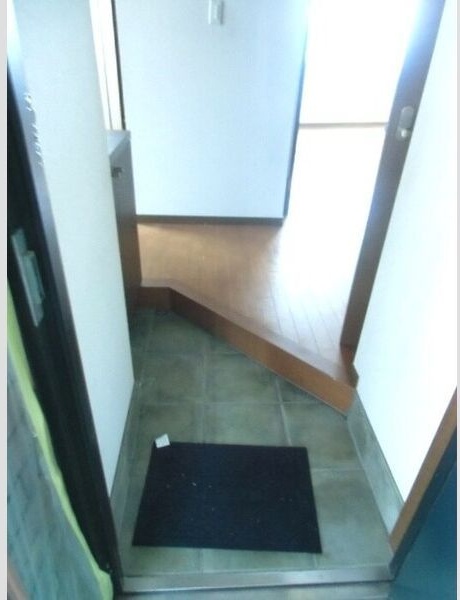 リトルガーデン 玄関