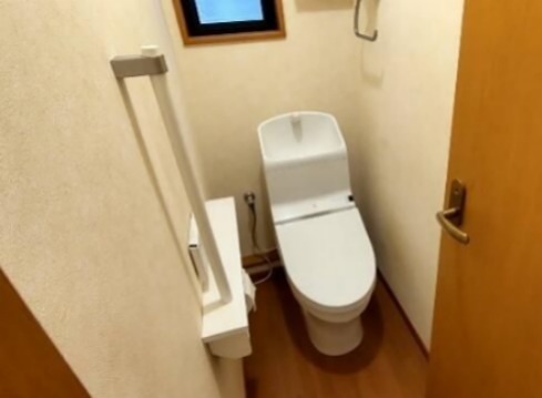 鎌倉市植木戸建 トイレ