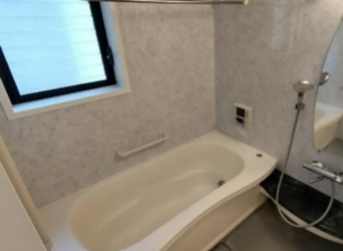鎌倉市植木戸建 風呂画像