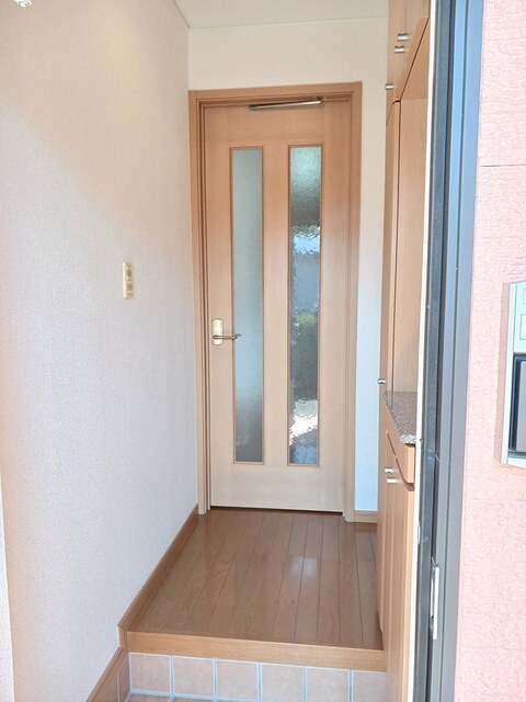 サニーヒルズⅡ 玄関