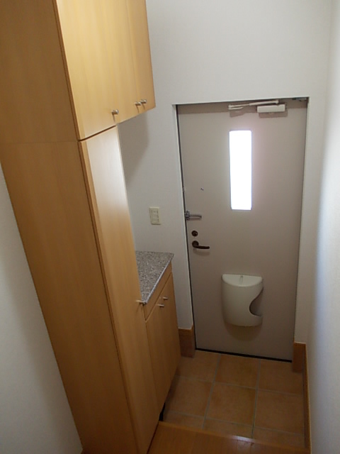 プリムローズ　Ｋ 玄関