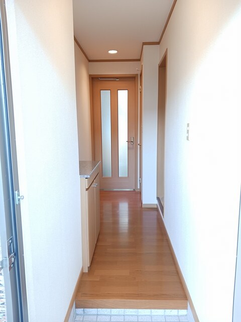 ペルレトゥルムＡ 玄関