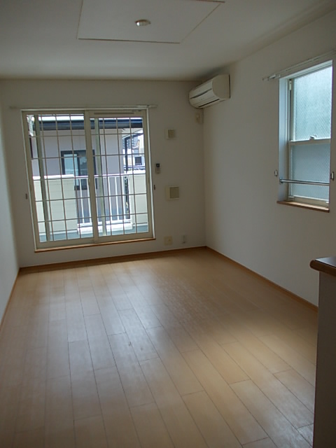 プリムローズ　Ｋ リビング