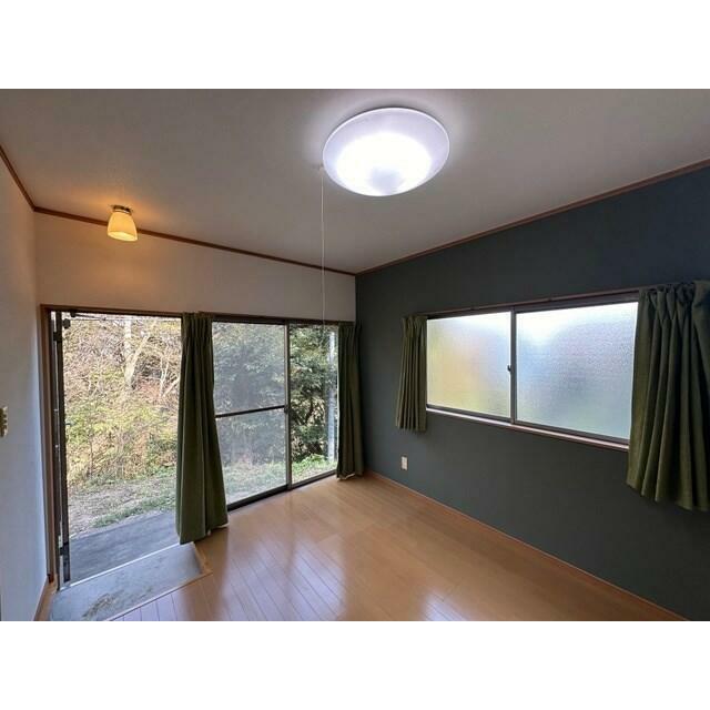 大磯羽白山の貸家 リビング