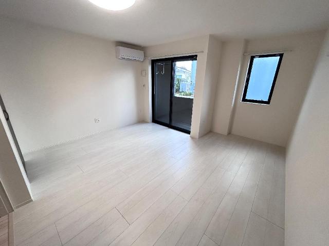 ビレッジ高坪Ⅳ ベッドルーム