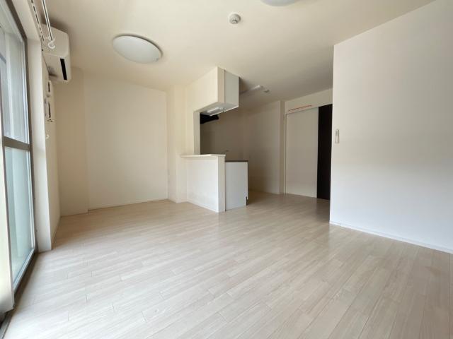 モンテ・スリーズ リビング