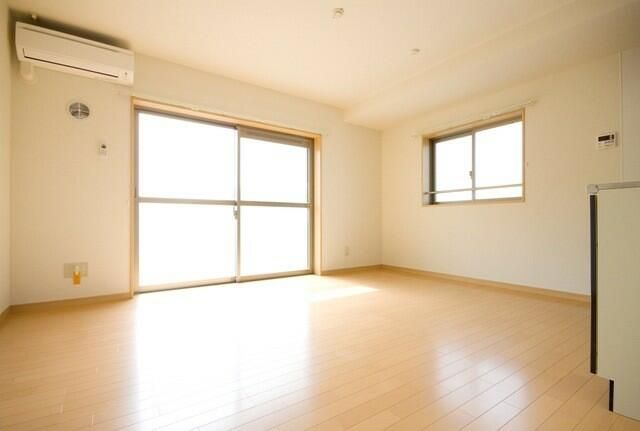 アルエット湘南 リビング