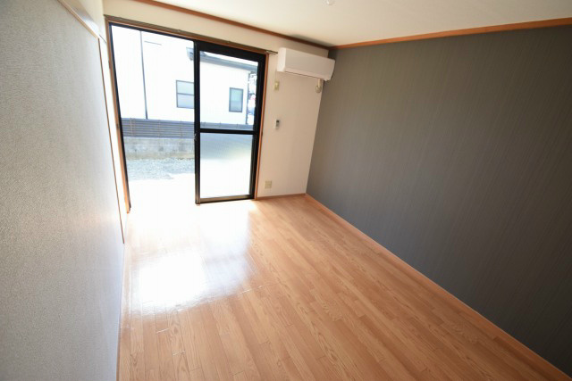 コーポ桜井B リビング