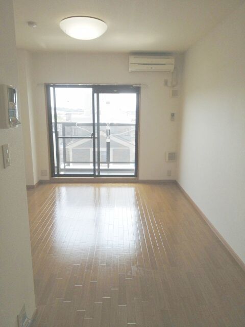 ラピュタ リビング