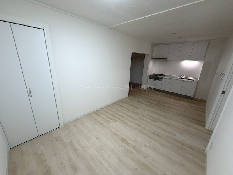 ロイヤルプラザ湘南 リビング