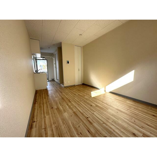 神明ハイツ リビング