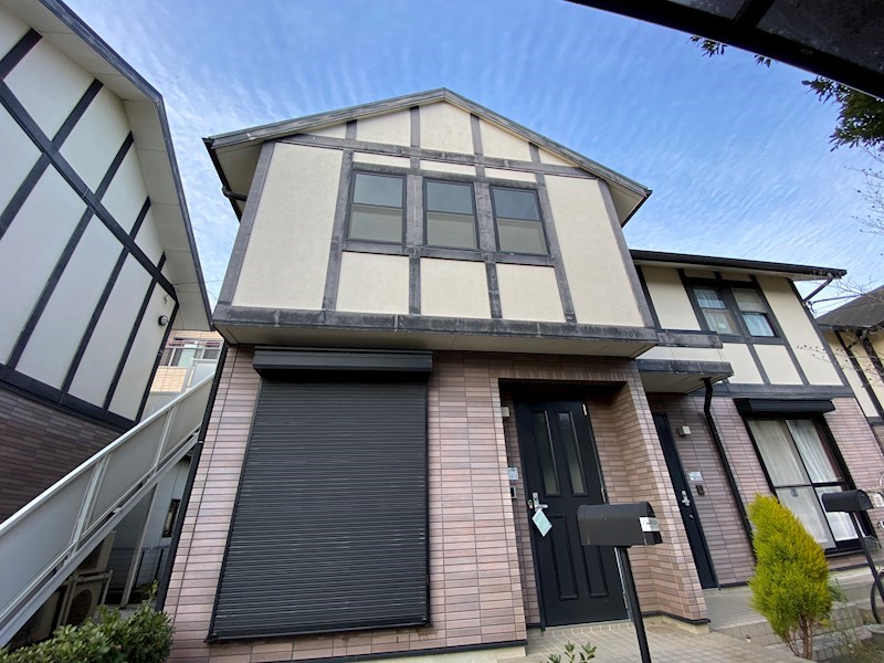 レイモンドハウスＢ棟  B2号室 外観