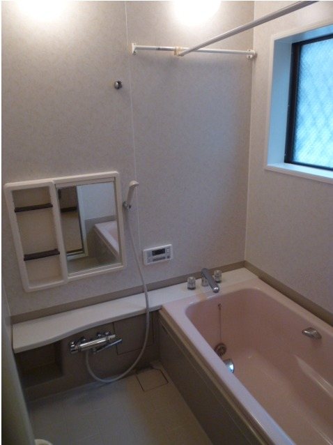 厚木市愛甲1丁目戸建 風呂画像