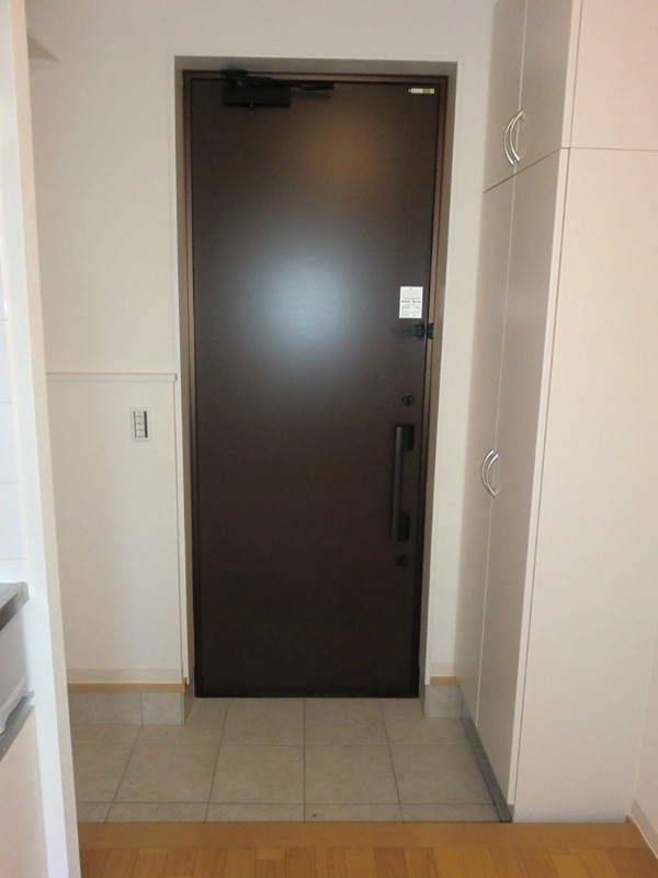 ヴィヴィエンダ藤沢本町 玄関