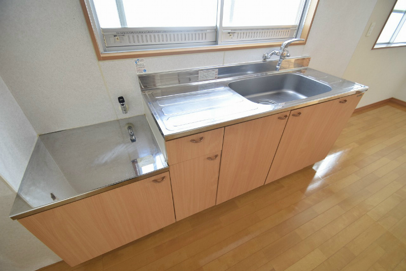 城山奥津マンション キッチン