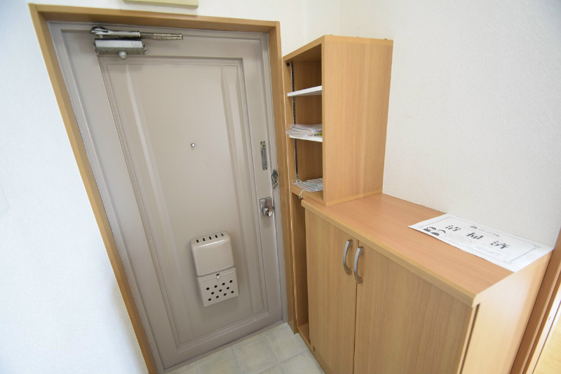 城山奥津マンション 玄関