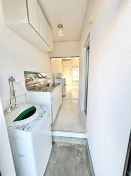 ニューオリエンタルハイツ 玄関