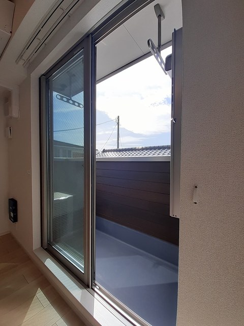 ホワイト　ウェル湘南Ⅱ ベランダ