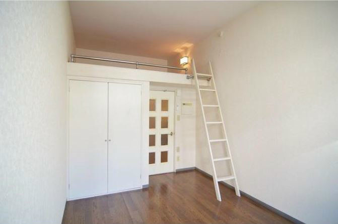 ＲＡＲＡ伊勢原 リビング