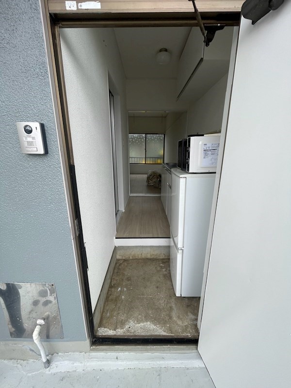 ニューオリエンタルハイツ 玄関