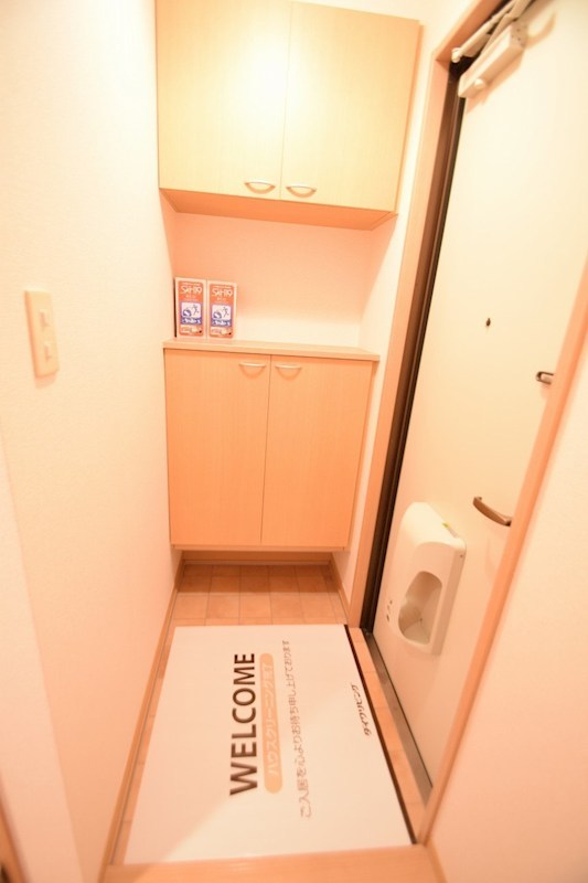 トロワ・エトワール 玄関