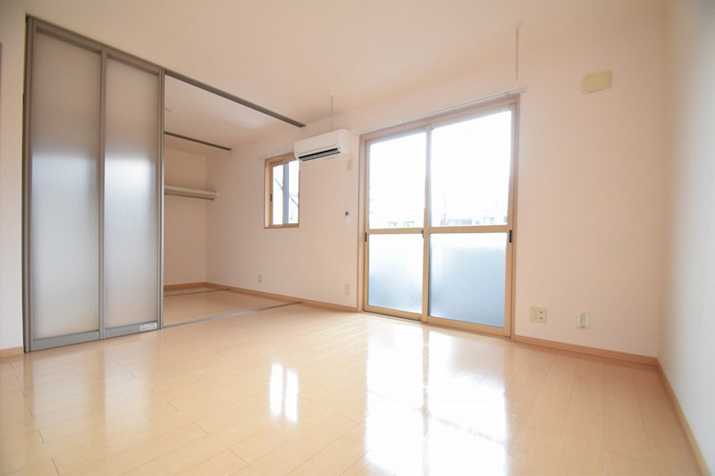 トロワ・エトワール リビング