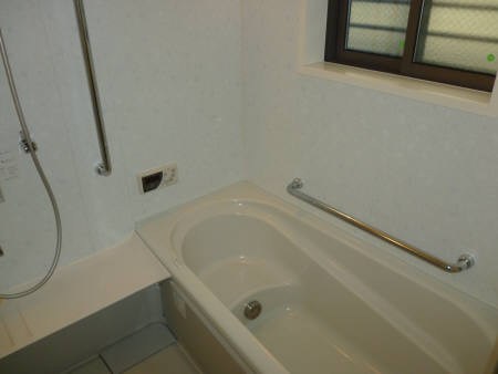 トロワ・エトワール 風呂画像