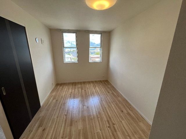 エクセレントヒルズ ベッドルーム