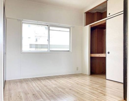 ビレッジハウス三田1号棟 ベッドルーム