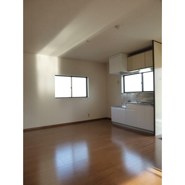 ハウスポートⅢ リビング