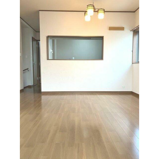 旭町戸建 リビング