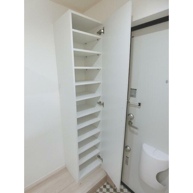 ＱＵＩＥＴ　ＣＲＡＢ　ＨＯＵＳＥ　ｍｉｘ鎌倉Ⅱ（仮） 玄関