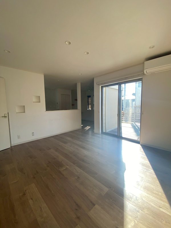 北金目戸建 リビング